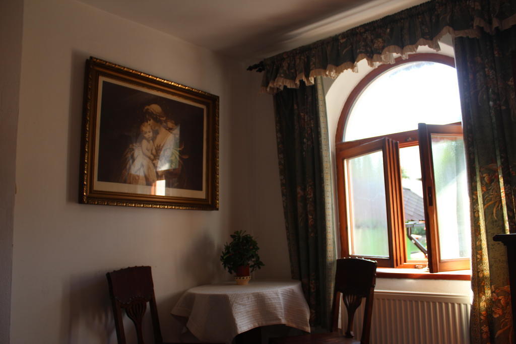 Penzion St. Florian Příbor Habitación foto